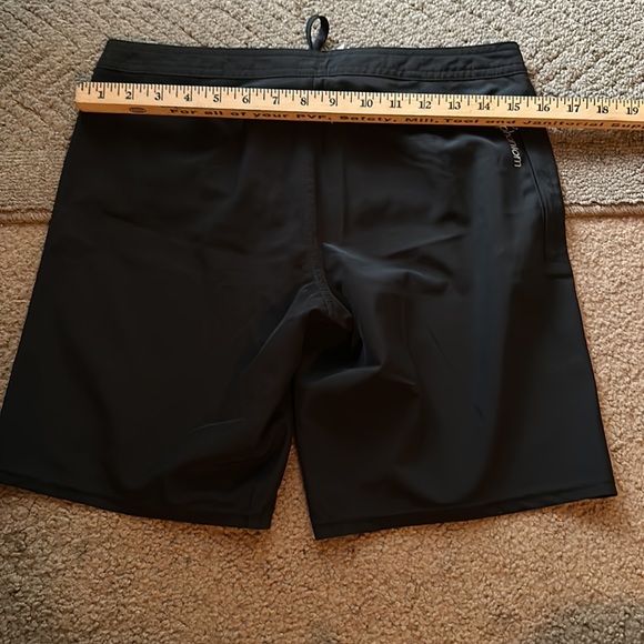 Hurley phantom board shorts - Picture 5 of 6
